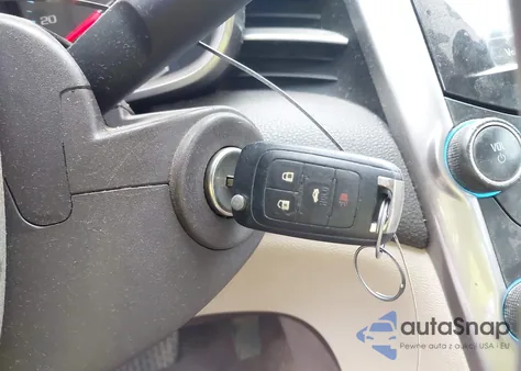 2015 Chevrolet Malibu 1Lt из США, поврежденный, VIN 1G11C5SL2FF107534